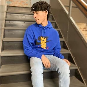 Meet your Posher, Eric